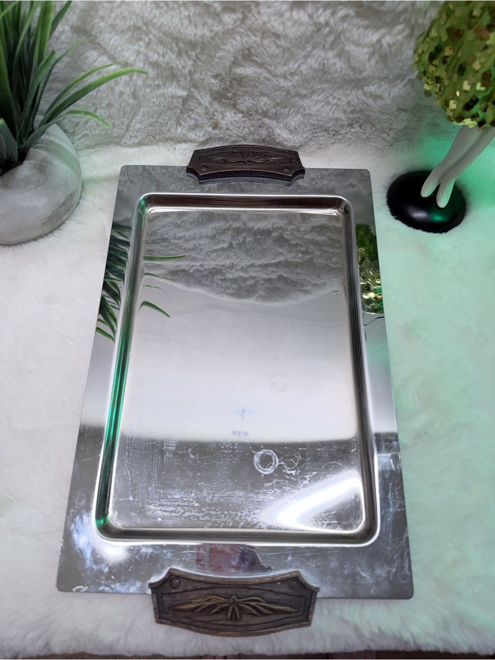 Chrome Vintage Silver Catch All Tray with Wood Look Decorative Handles 🔥 - Picture 2 of 3
